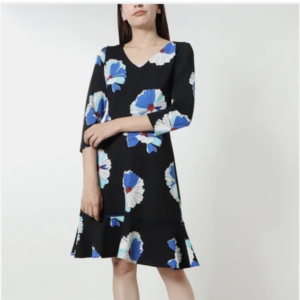 Neiman Marcus Plus Size 20W Black Blue Floral Fit & Flare Knee Length Dress